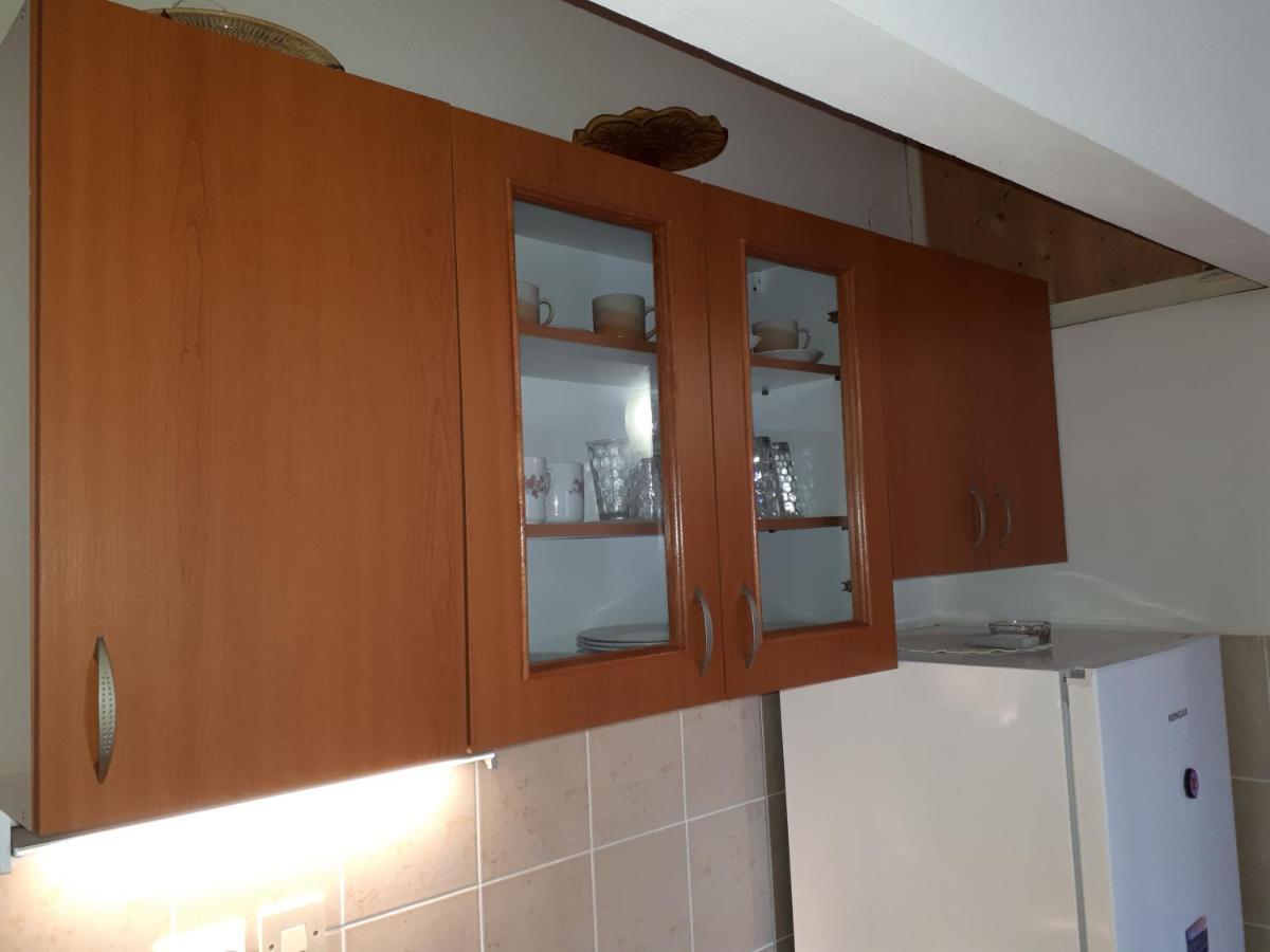 Apartment Groundfloor Jelsa  Bagian luar foto